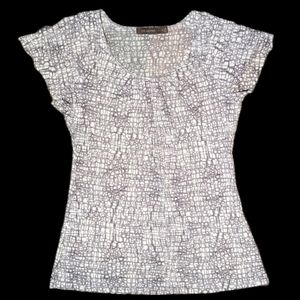 🎯3/30 EXPRESS Semi-Sheer Geometric Top